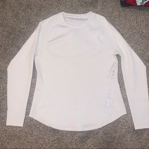 Under Armour pullover w/ thumb holes